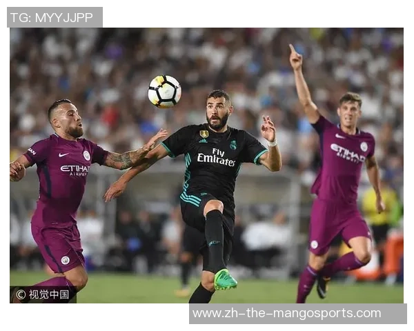 CS康桑汰与布阿雷里杰展开友谊赛激战球迷期待精彩对决